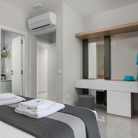 Aquamarine Luxury Suites Archangelos  Exterior photo