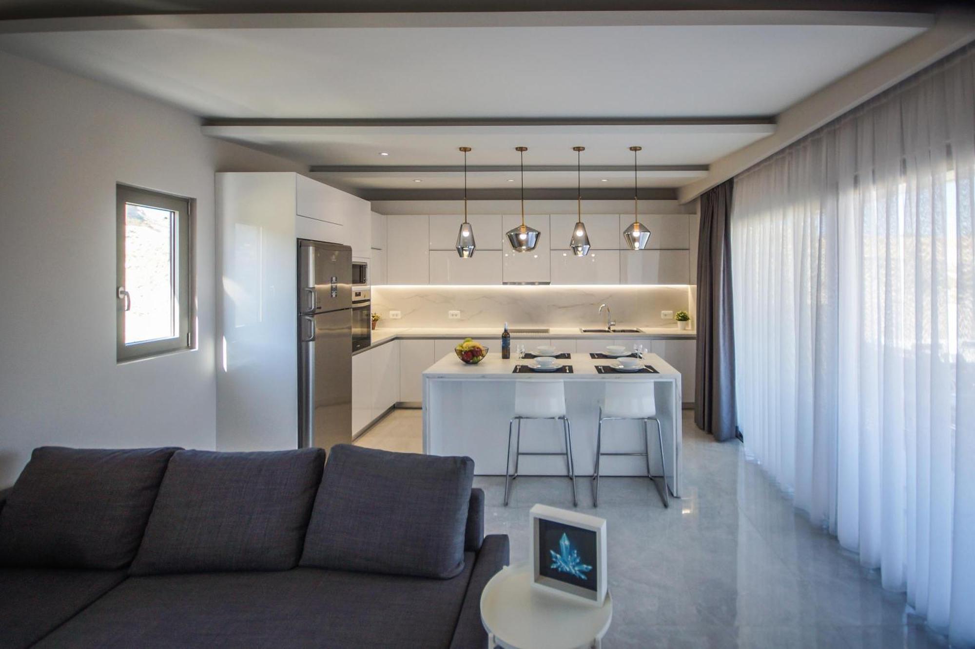 Aquamarine Luxury Suites Archangelos  Exterior photo