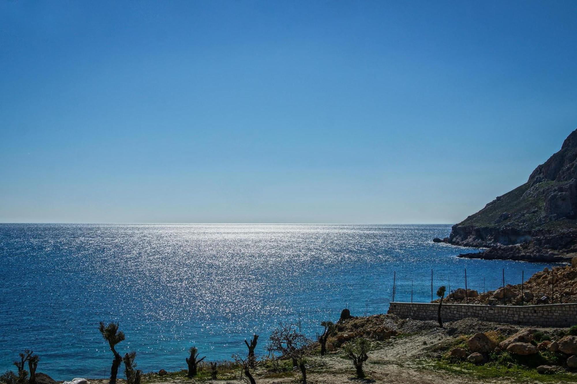 Aquamarine Luxury Suites Archangelos  Exterior photo